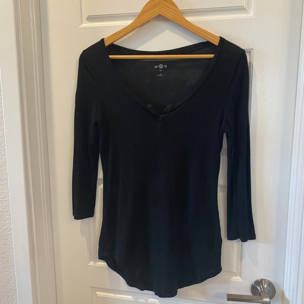 Perfectly Soft, Perfectly You Woman's Tee with 3/4 length sleeves in size XS